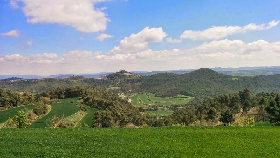 19.4.2015 Vista d'Argençola  Carbasí -  Ramon Sunyer