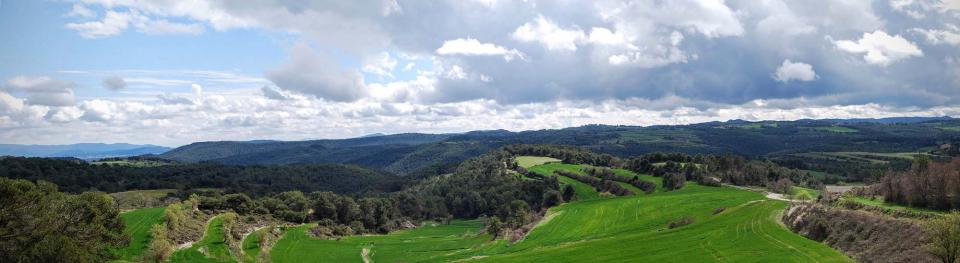 20.3.2016 Panoràmica mirant la serra de Miralles  Argençola -  Ramon Sunyer