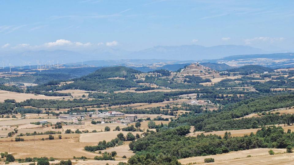 4.7.2016 Vista d'Argençola des dels Plans de Ferran  Argençola -  Ramon  Sunyer