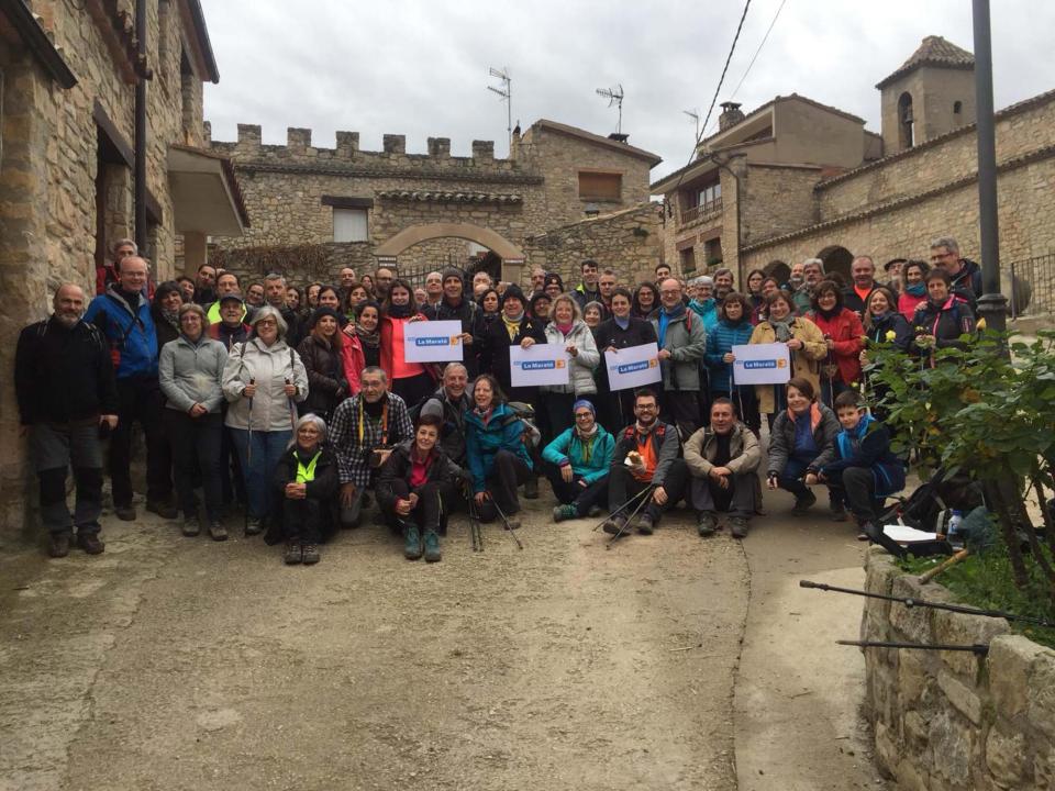 Participants a la caminada popular i a la marxa nòrdica per la Maratò