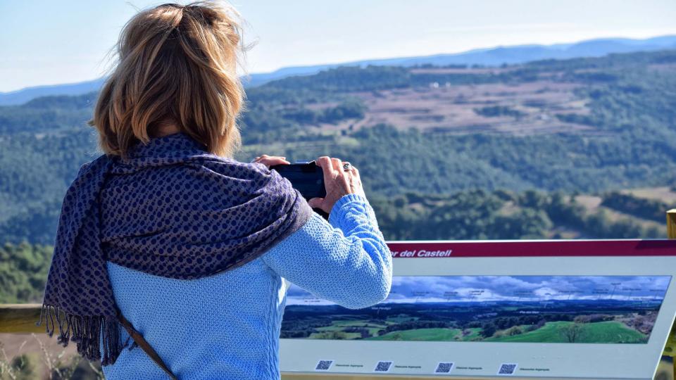 3.11.2018 Mirador del castell  Argençola -  Ramon  Sunyer