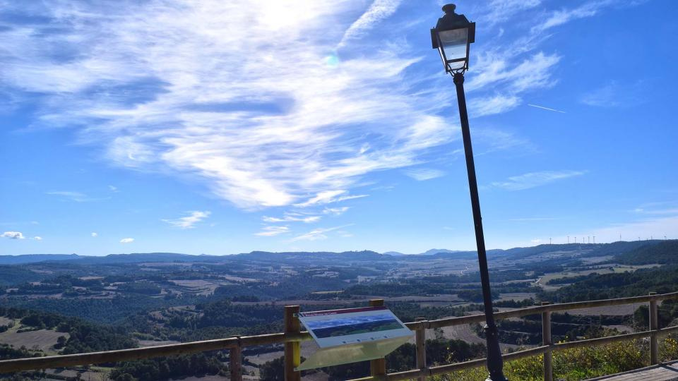 3.11.2018 Mirador del castell  Argençola -  Ramon  Sunyer