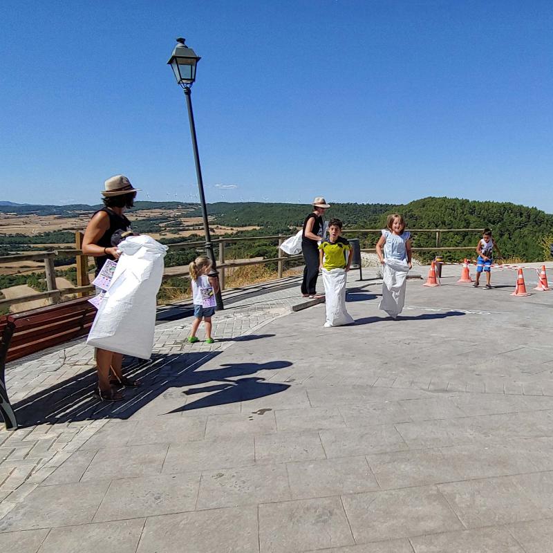 10.8.2019 Els jocs de quan érem petits  Argençola -  Marina Berenguer