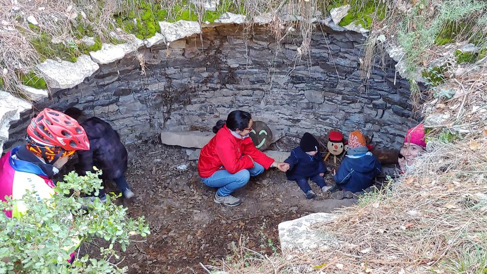 Aquests viuen dins el pou de gel - Argençola