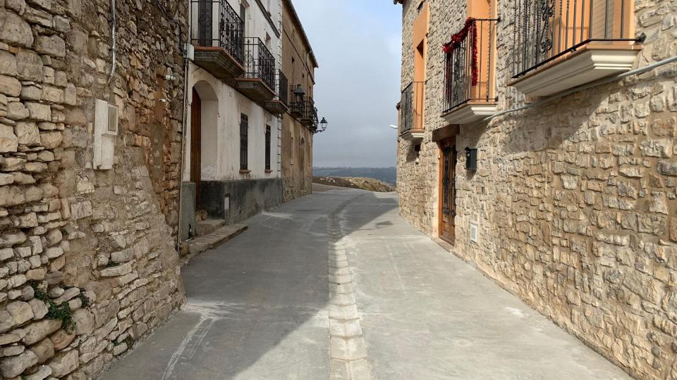 Obres d'arranjament al carrer principal de Carbasí - Carbasí