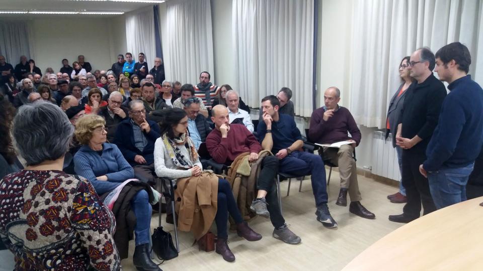 La reunió informativa va congregar molt públic - Argençola