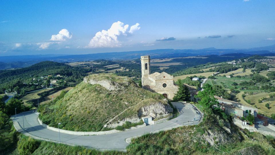 13.12.2021 Vista del castell des de l'aire  Argençola -  Ramon  Sunyer