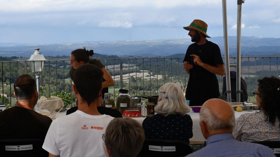 10 de Juny de 2023 Taller Alquímia de les Espècies  Argençola -  Ajuntament d'Argençola