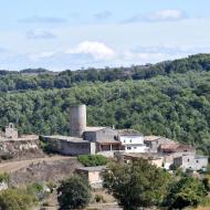 Contrast: vista del poble  Ramon Sunyer