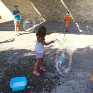 Argençola: Fent Bombolles  Animans