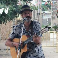 Porquerisses: Espectacle Ballant per la vida amb Can Cantem  Martí Garrancho