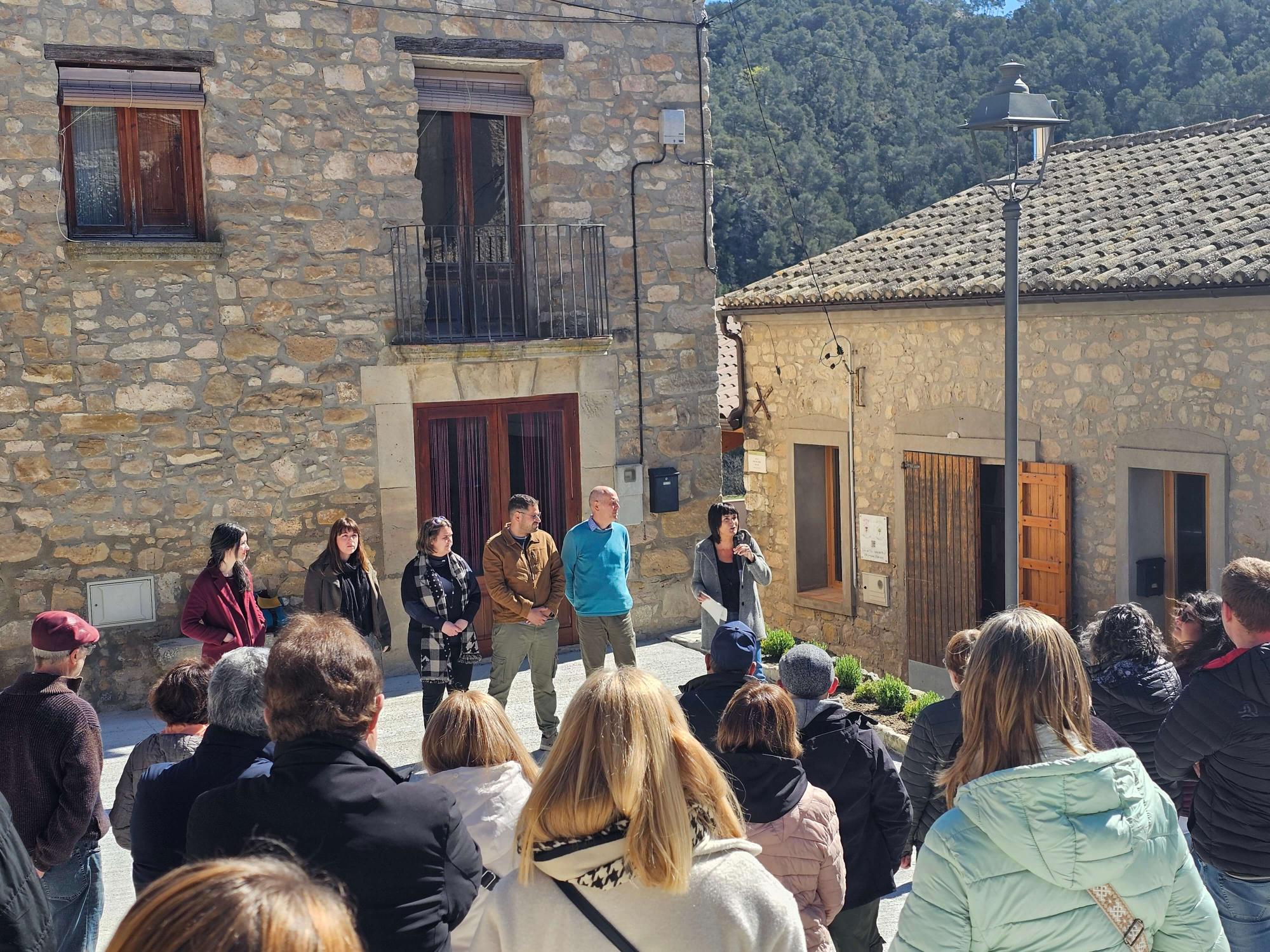 Inauguració de les obres de remodelació del Local Social i la Plaça de Clariana